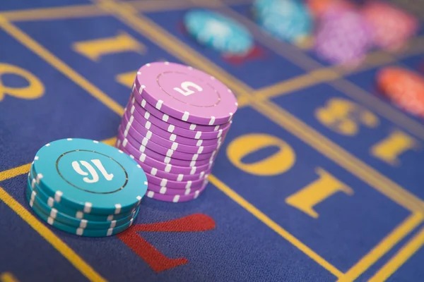 Speed Blackjack hand decision interface showing hit, stand, split, and double options on panahbet